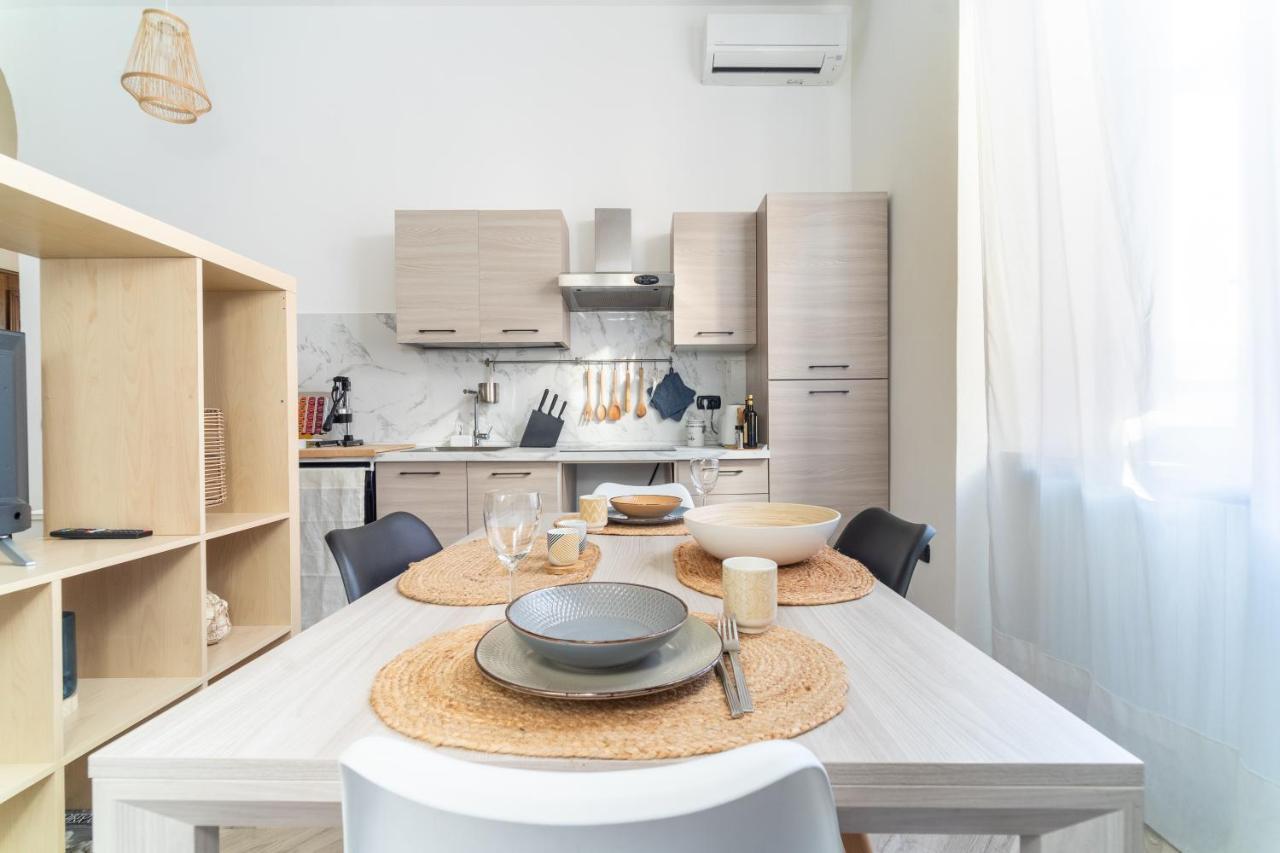 Apartment Grand 1845